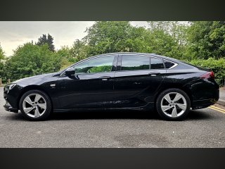 /photos/11845/4d02f328-a565-19b7-84ad-761bc125c617_i320x240.jpg